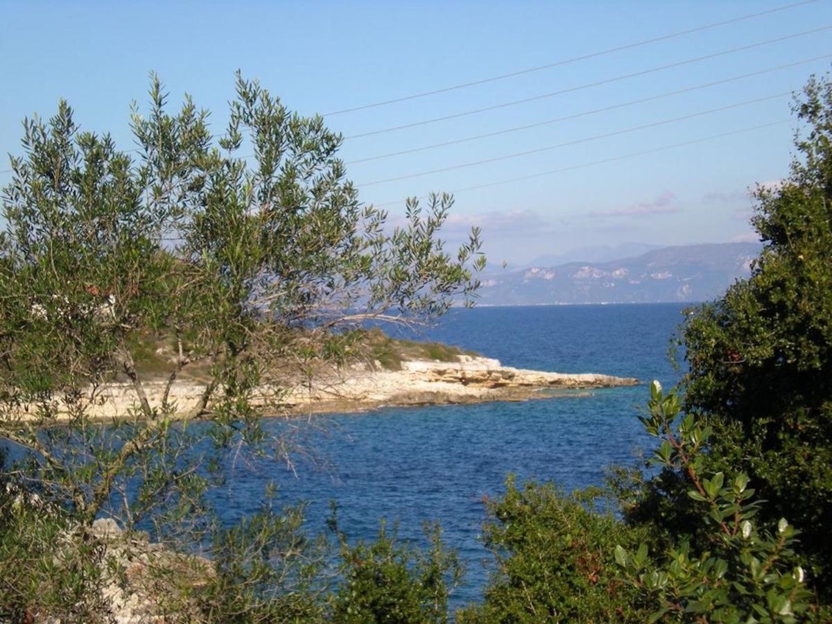 The Kantada Petros, Eleni, Stelios & Dioni Villa *